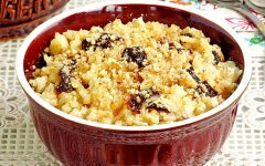 Рисовая каша с курицей и черносливом в мультиварке