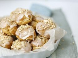 Пирожное «Орешек» с кремом