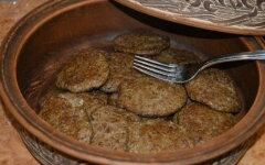 Гречаники с куриной печенью в панировочных сухарях