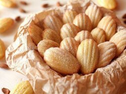 Миндальное печенье «Мадлен» с сюрпризом