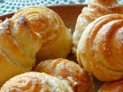 Творожное тесто на сливках для булочек