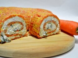 Морковно-творожный рулет с зеленью и чесноком