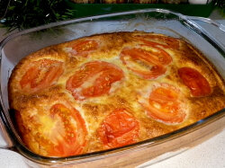 Курица в яично-сметанной заливке с сыром