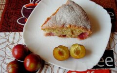 Вкусный пирог со сливой и корицей