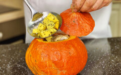 Фаршированная тыква с мясом и картошкой в духовке