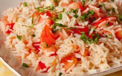 Плов без мяса с помидорами и базиликом