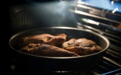 Запеченный кордон блю из куриного филе