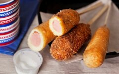 Куриные хот-доги из кукурузной муки