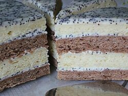 Торт «Сметанник» с нежным кремом