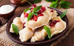 Нежные вареники на кефире с содой