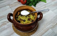 Картофельная бабка с мясом и грибами в духовке