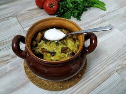 Картофельная бабка с мясом и грибами в духовке