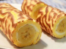 Домашний сливочный рулет с бананом