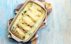 Каннеллони с кремом из рикотты и брокколи