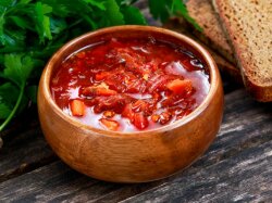 Постный борщ с лимонным соком