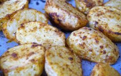 Картошка с чесноком в хрустящей корочке