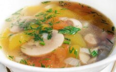 Супчик из замороженных грибов с картофелем