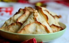 Эчпочмак с бараниной из песочного теста