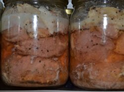 Домашняя тушенка из свинины с салом