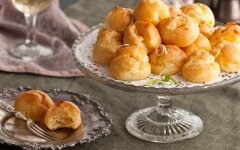Французские булочки «Гужеры» с сыром и розмарином