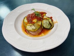 Рататуй с цукини и баклажаном в духовке