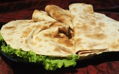 Домашний тонкий лаваш на сковороде