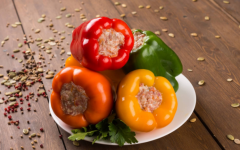 Классические перцы с фаршем и рисом