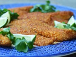 Шницель из тилапии на сковороде