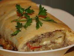 Штрудель с мясом, грибами и болгарским перцем