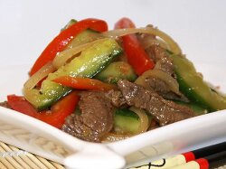 Овощи с говядиной по-корейски