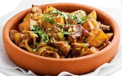 Оджахури из свиной шейки с картофелем