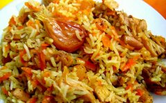 Плов с куриной грудкой и барбарисом в мультиварке