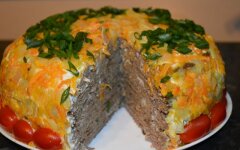 Печеночный торт с грибами и сыром «Филадельфия»