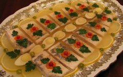 Заливное из судака с семгой