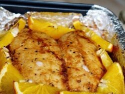 Запеченная куриная грудка с апельсином в фольге