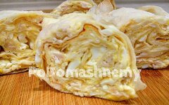 Рулет из лаваша с сыром, яйцами и курицей
