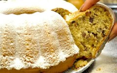 Рождественский ореховый кекс с изюмом