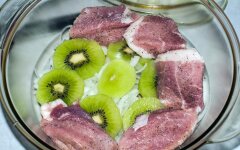 Экзотический маринад с киви