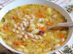 Фасолевый суп с картофелем и рисом