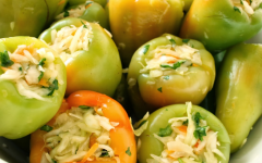 Фаршированный перец с капустой и петрушкой на зиму