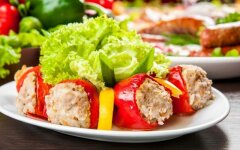 Классические перцы с фаршем и рисом в мультиварке