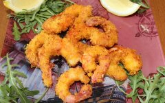 Креветки в хлебных крошках с сыром