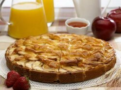 Классическая шарлотка на простокваше