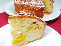 Пирог с консервированными персиками Каравай без дрожжей