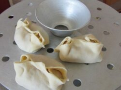 Нежное тесто для мантов на кипятке