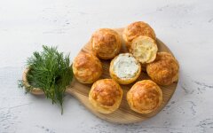 Заварные профитроли с сырно-яичной начинкой