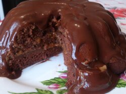 Влажный шоколадный торт с кокосом и сгущенкой