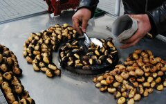 Вкусные каштаны на углях