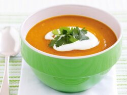 Сливочно-тыквенный крем-суп с картофелем