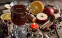 Виноградный компот с корицей